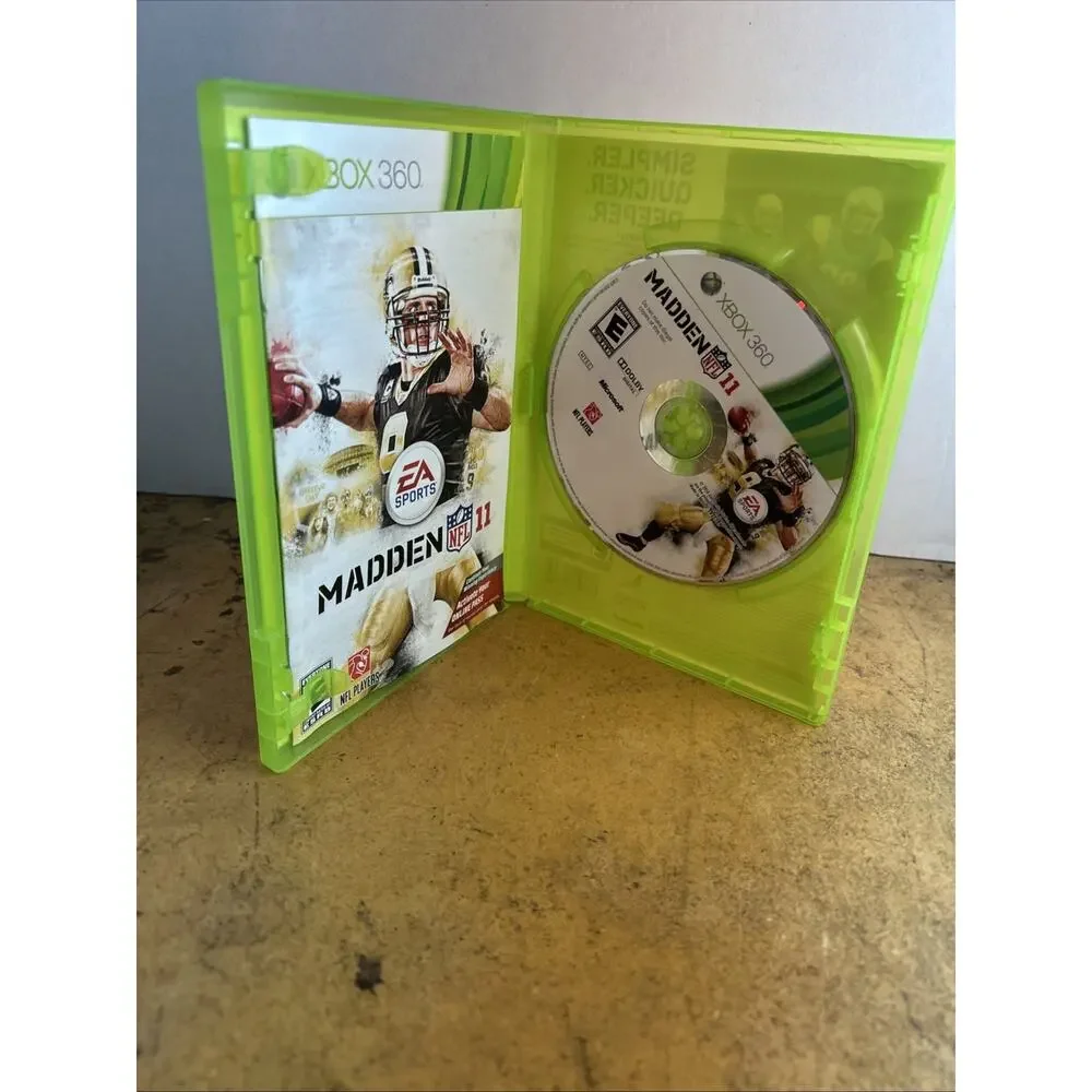 Madden NFL 11 Xbox 360 Football Game EA Sports